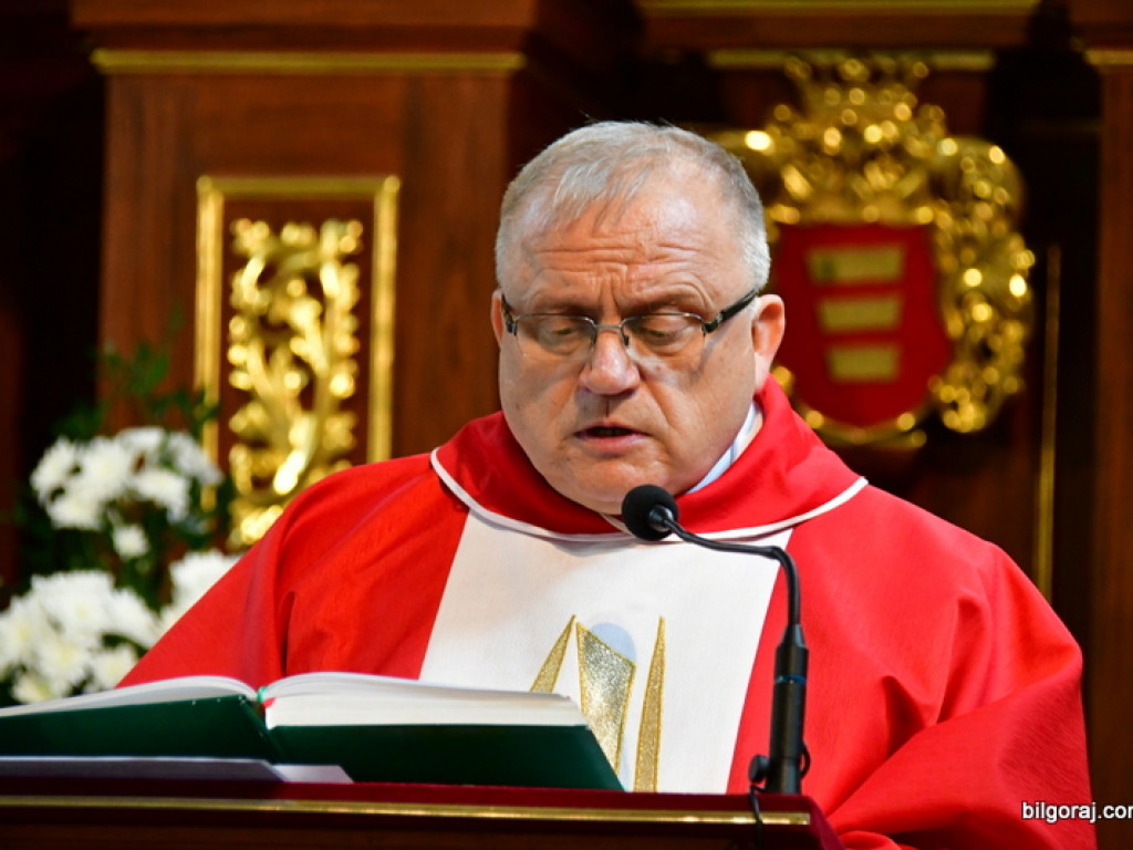 W Łukowej odsłonięto pomnik świętego Jana Pawła II (FOTO)