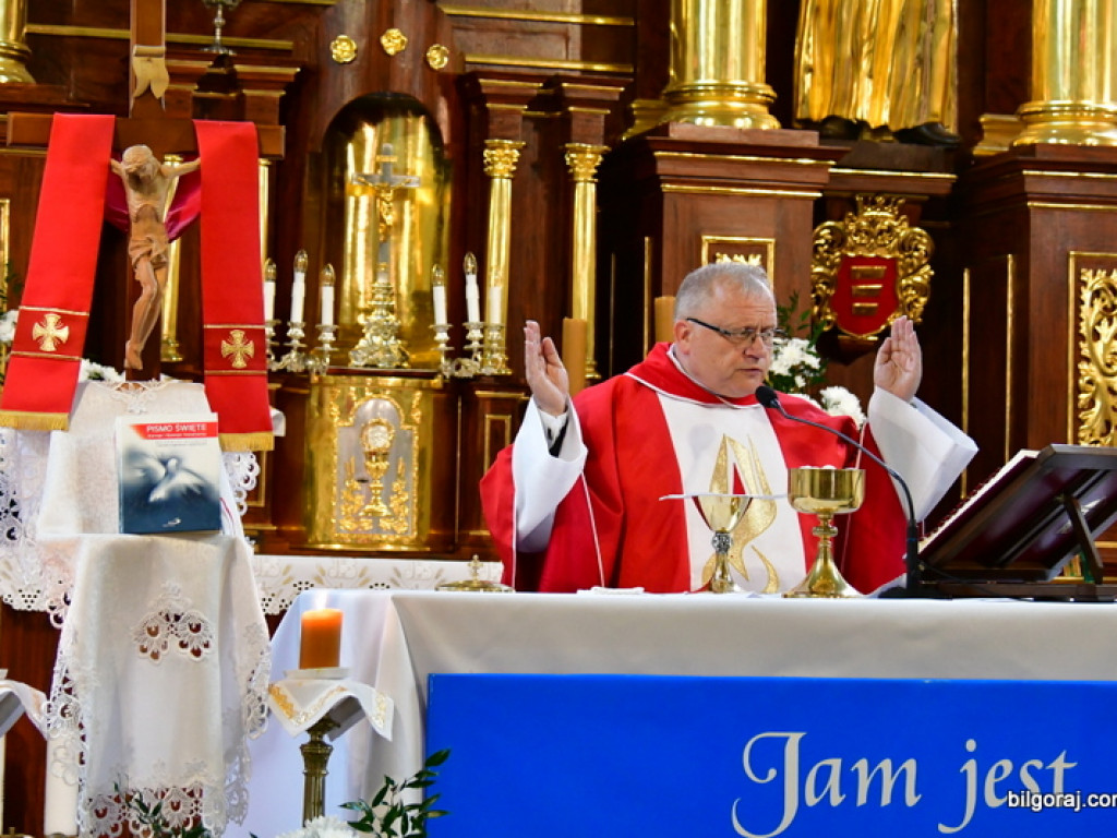W Łukowej odsłonięto pomnik świętego Jana Pawła II (FOTO)