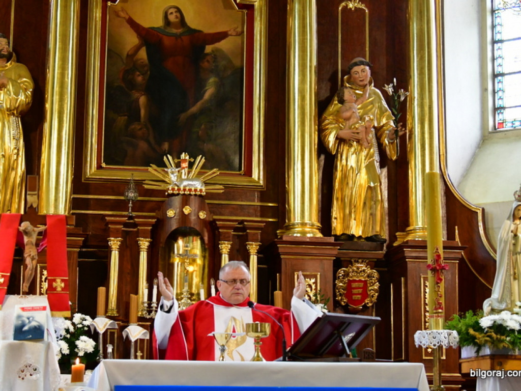 W Łukowej odsłonięto pomnik świętego Jana Pawła II (FOTO)