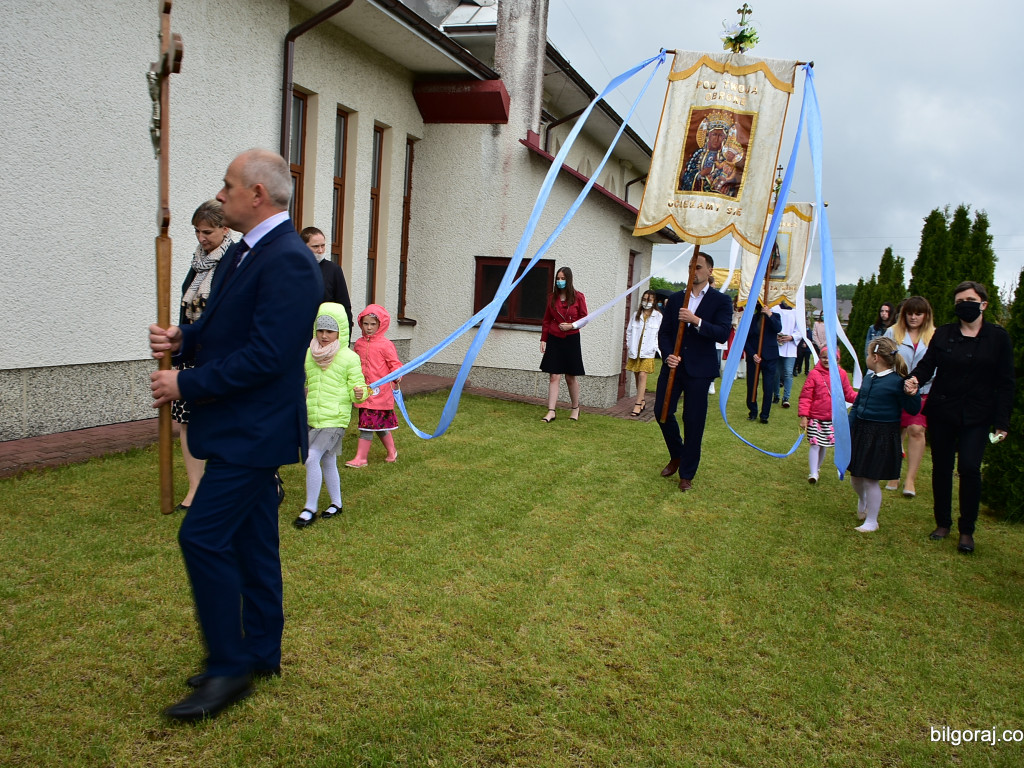 Zniesiono limity wiernych. Kościoły wypełniły się modlącymi (FOTO)