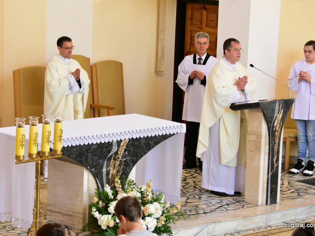 W Starym Bidaczowie odsłonięto pomnik Stefana Kardynała Wyszyńskiego (FOTO)