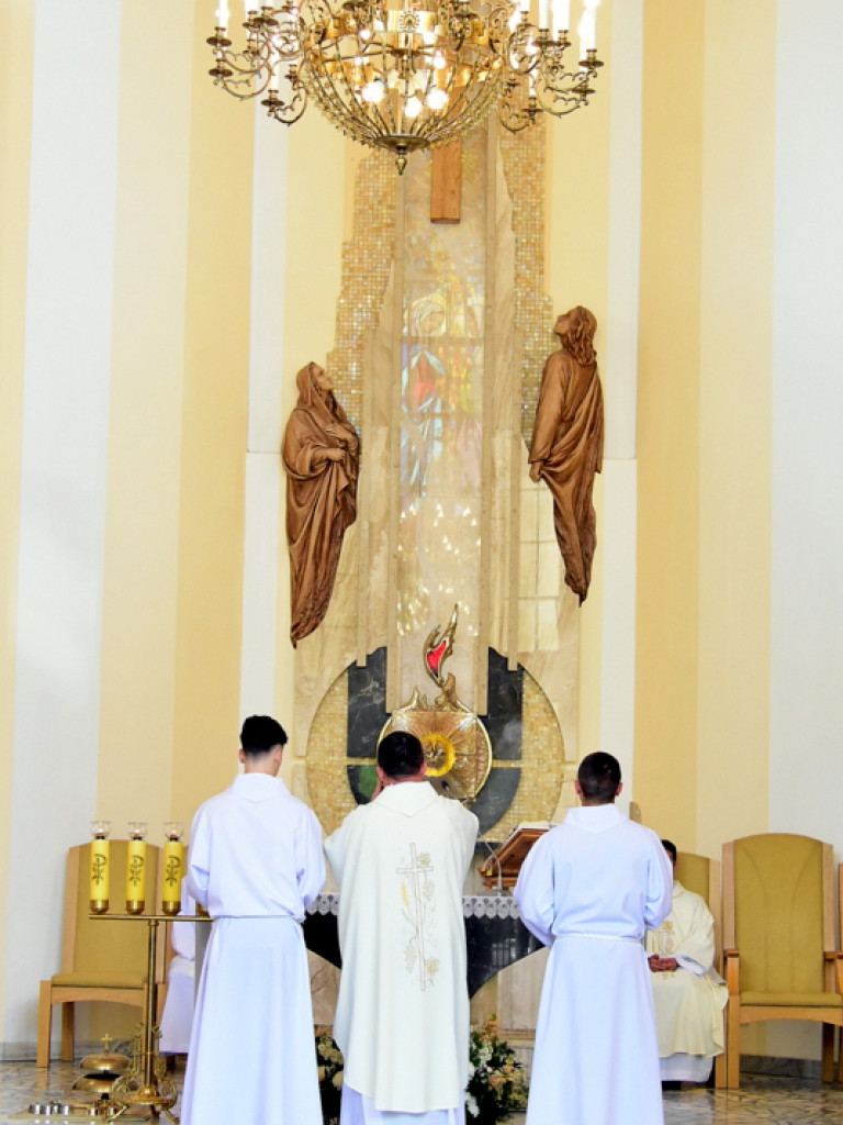 W Starym Bidaczowie odsłonięto pomnik Stefana Kardynała Wyszyńskiego (FOTO)