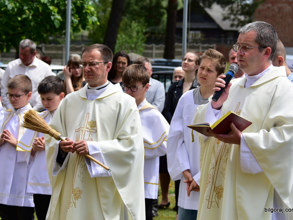 W Starym Bidaczowie odsłonięto pomnik Stefana Kardynała Wyszyńskiego (FOTO)