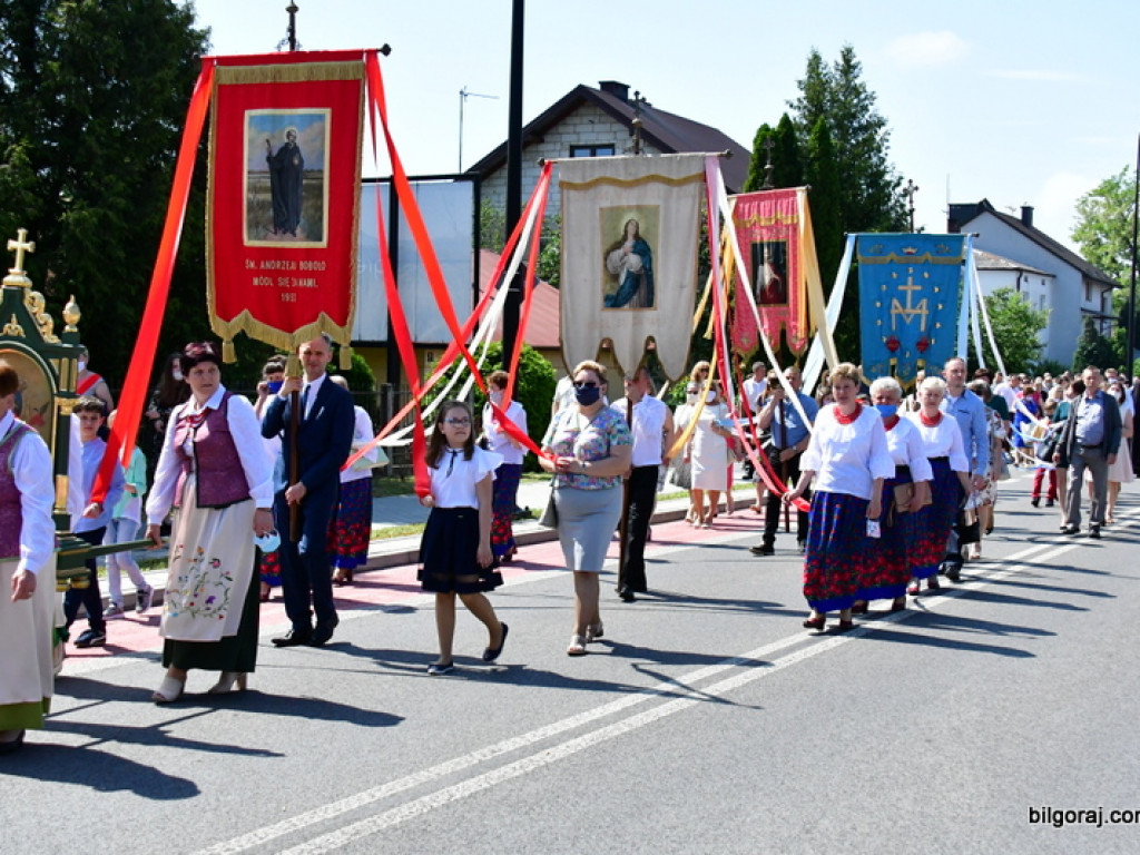 Najświętsze Ciało i Krew (FOTO)