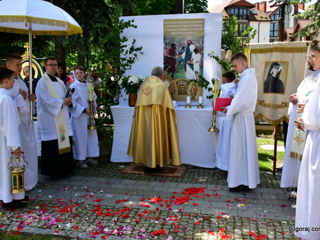 Najświętsze Ciało i Krew (FOTO)
