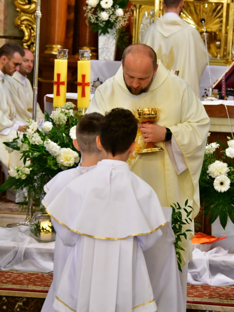 Ruszyły I Komunie święte (FOTO)