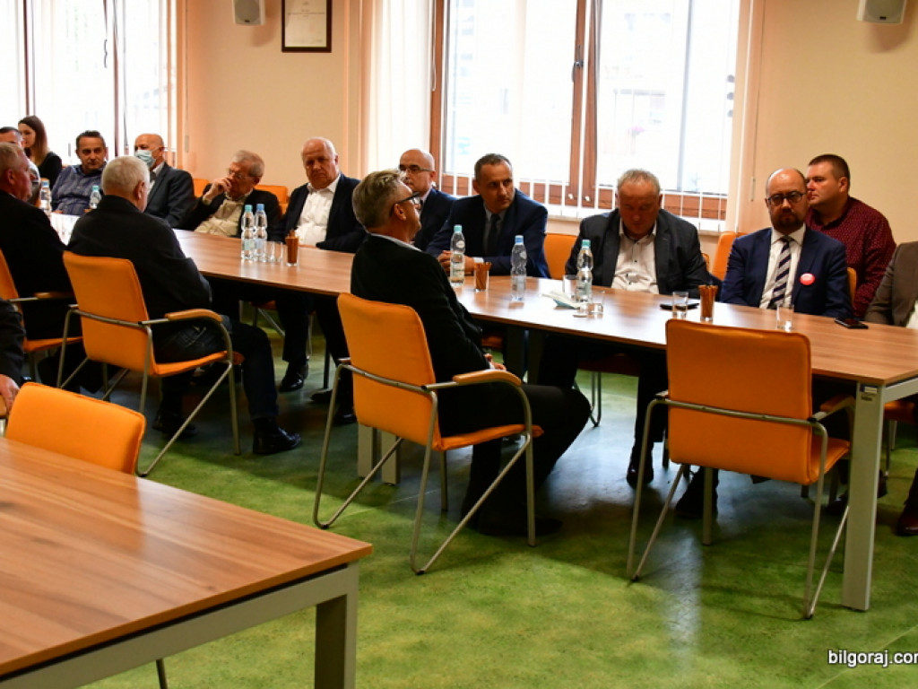 Spotkanie z posłami i przedstawicielami władz wojewódzkich (FOTO)