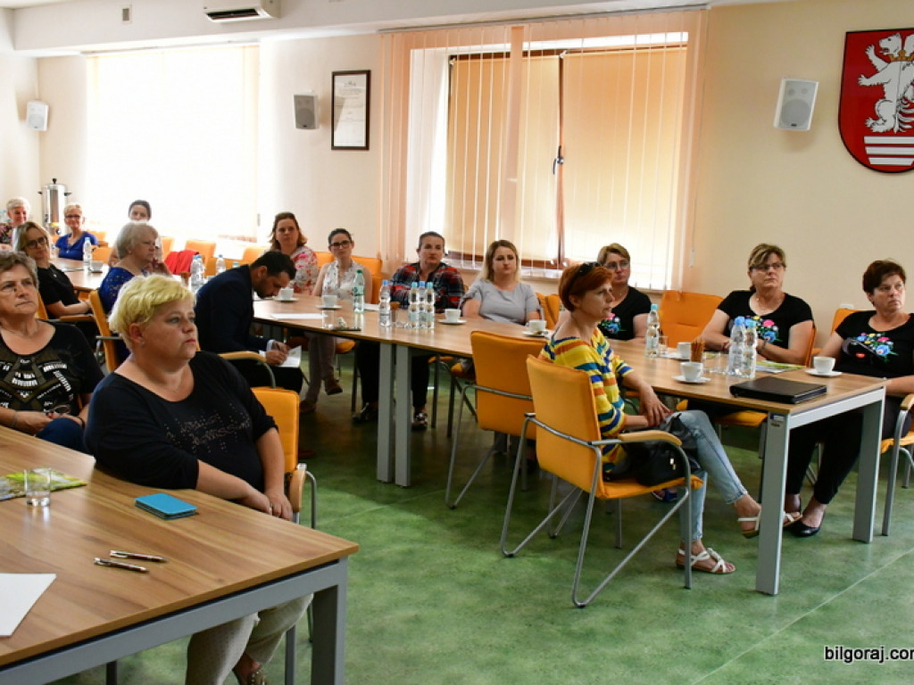 Spotkanie Kół Gospodyń Wiejskich w ramach działalności i promocji Krajowej Sieci Obszarów Wiejskich (FOTO)