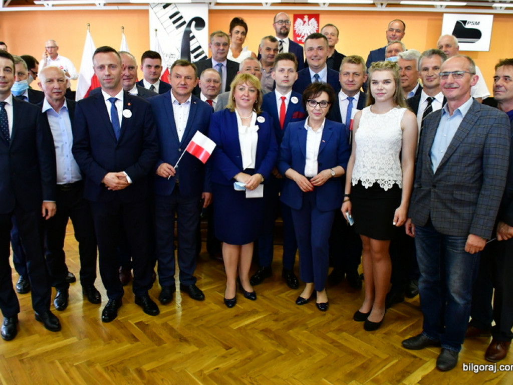 Marszałek Elżbieta Witek w Biłgoraju: Postawiliśmy na równomierny rozwój (FOTO, VIDEO)