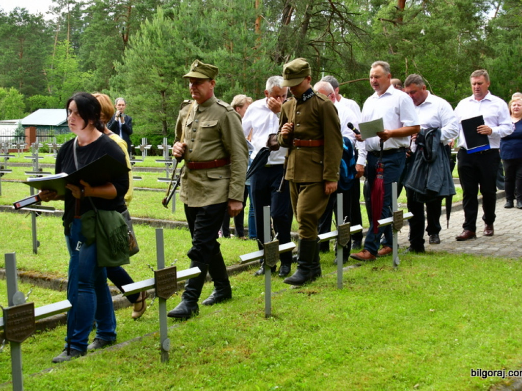 Przeszli śladami partyzantów w drodze krzyżowej (FOTO)