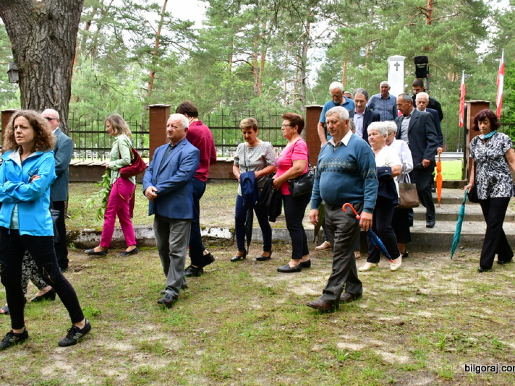 Przeszli śladami partyzantów w drodze krzyżowej (FOTO)