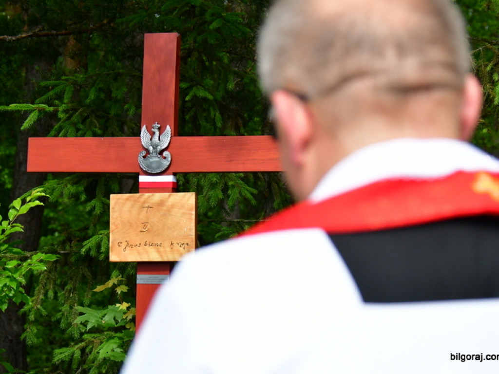 Przeszli śladami partyzantów w drodze krzyżowej (FOTO)