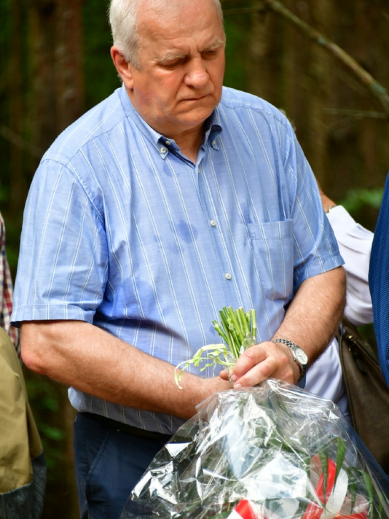 Przeszli śladami partyzantów w drodze krzyżowej (FOTO)
