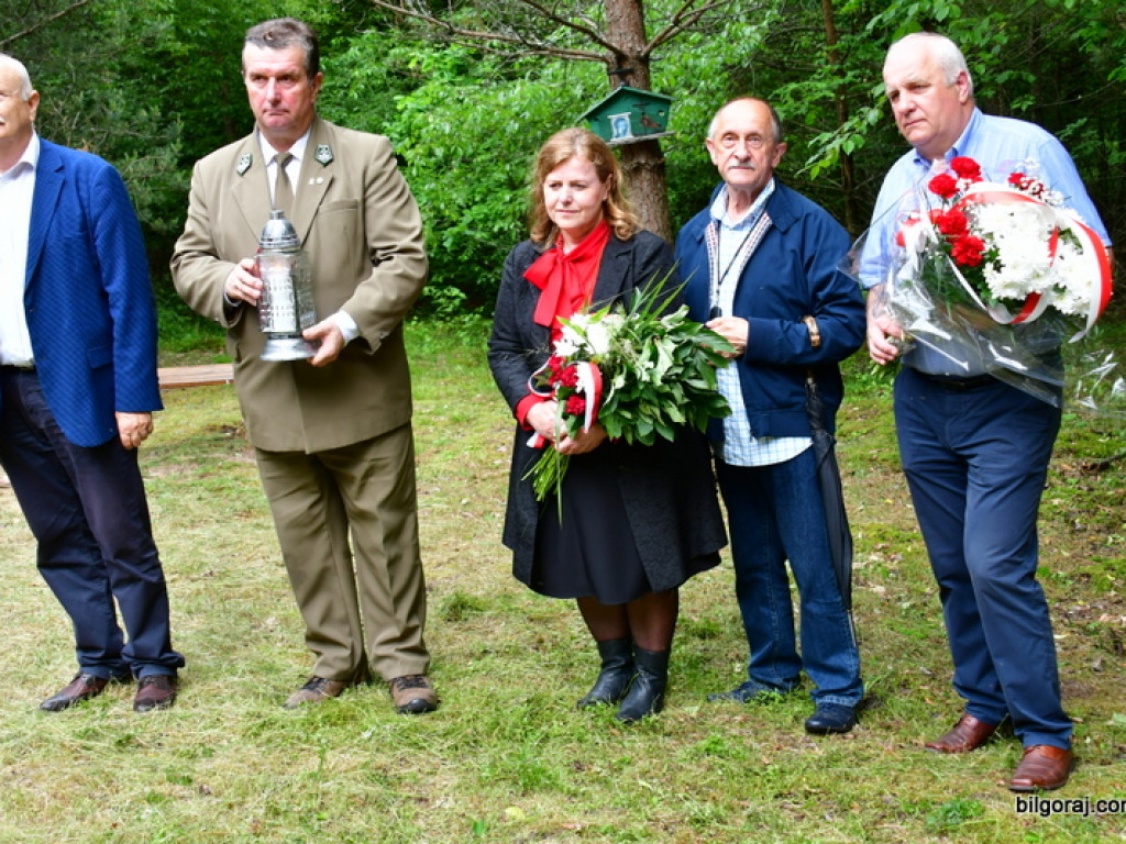 Przeszli śladami partyzantów w drodze krzyżowej (FOTO)