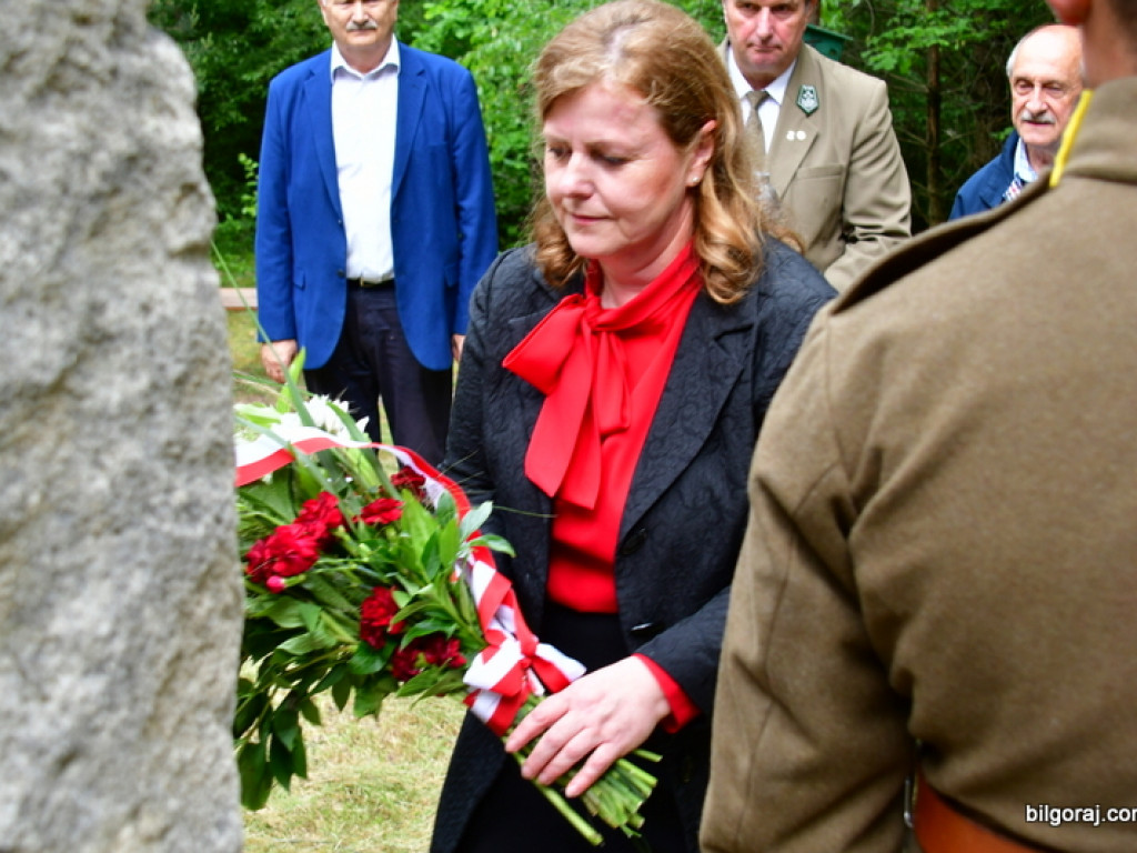 Przeszli śladami partyzantów w drodze krzyżowej (FOTO)