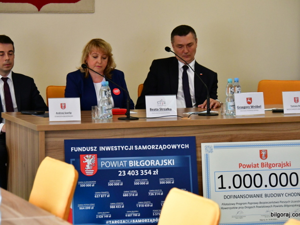 23,5 mln zł dla samorządów powiatu biłgorajskiego. To środki w ramach wsparcia z tarczy antykryzysowej 4.0 (FOTO, VIDEO)