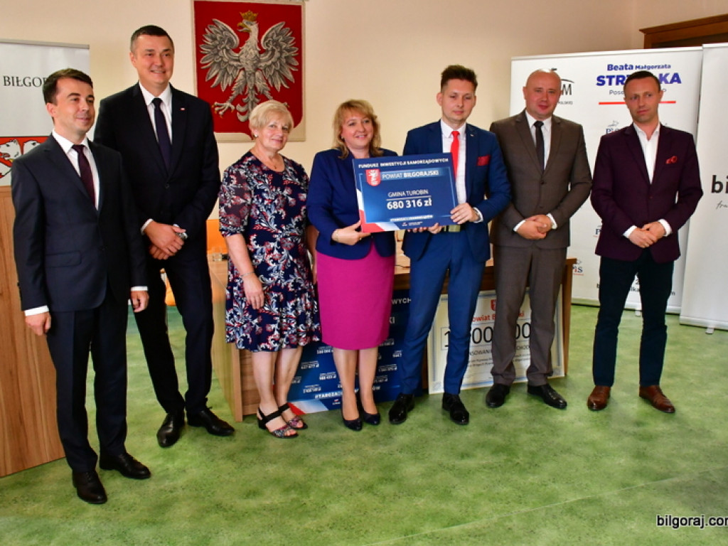 23,5 mln zł dla samorządów powiatu biłgorajskiego. To środki w ramach wsparcia z tarczy antykryzysowej 4.0 (FOTO, VIDEO)