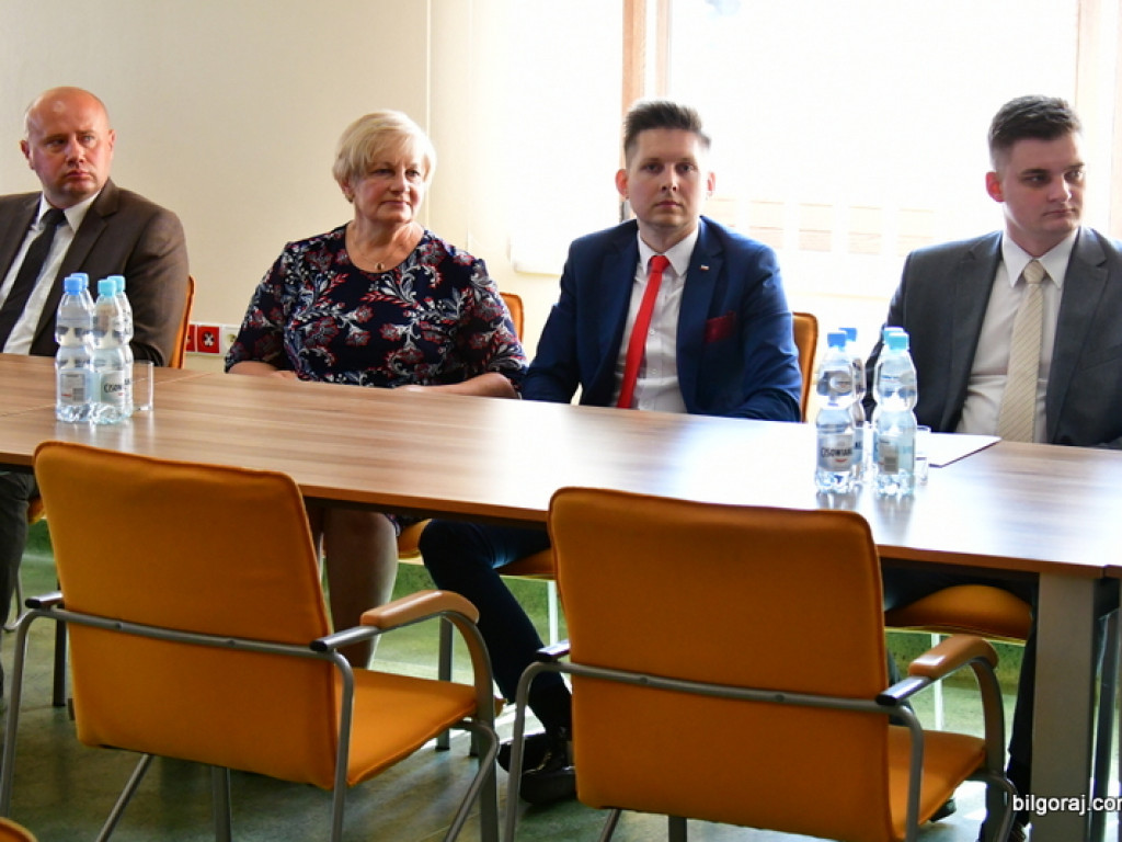 Program chodnikowy, czyli powiatowo - samorządowe inwestycje w bezpieczeństwo pieszych i rowerzystów (FOTO, VIDEO)