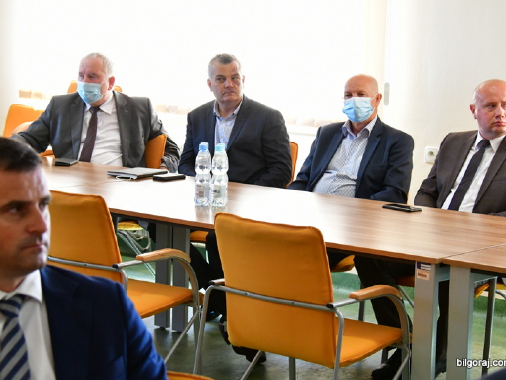 Program chodnikowy, czyli powiatowo - samorządowe inwestycje w bezpieczeństwo pieszych i rowerzystów (FOTO, VIDEO)