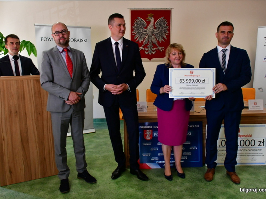 Program chodnikowy, czyli powiatowo - samorządowe inwestycje w bezpieczeństwo pieszych i rowerzystów (FOTO, VIDEO)