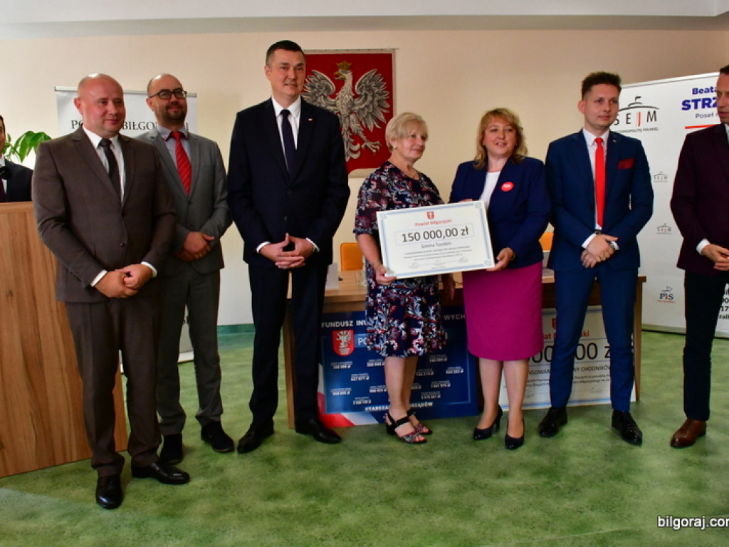 Program chodnikowy, czyli powiatowo - samorządowe inwestycje w bezpieczeństwo pieszych i rowerzystów (FOTO, VIDEO)