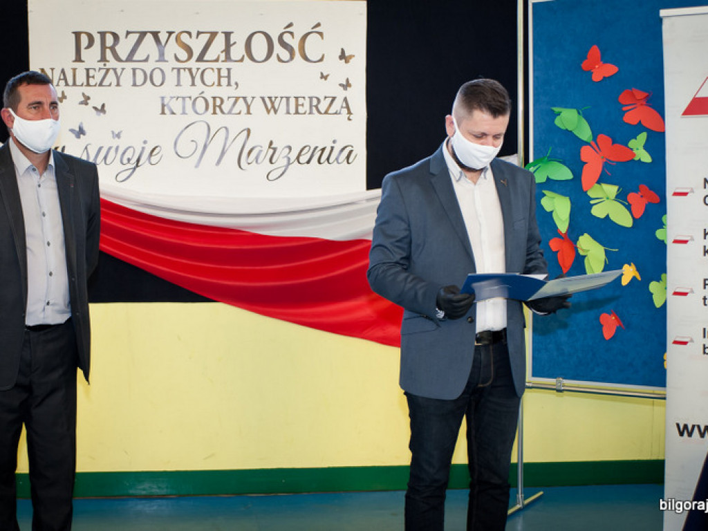 Wyróżnienia dla młodych dekarzy z ZSBiO (FOTO)
