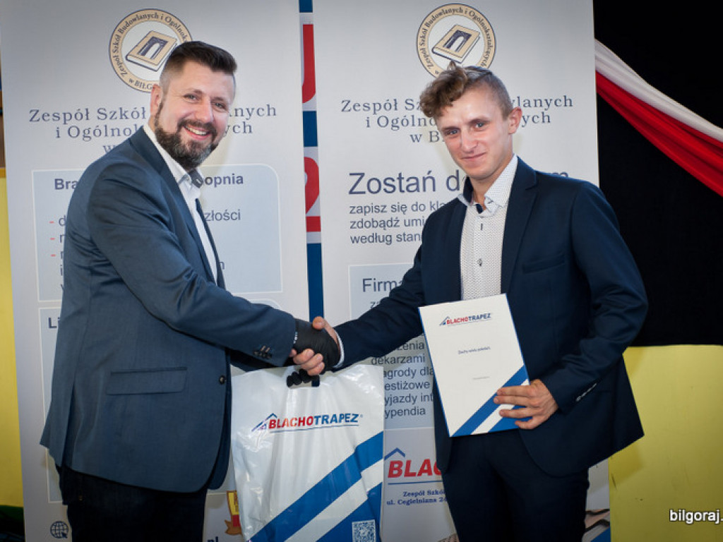 Wyróżnienia dla młodych dekarzy z ZSBiO (FOTO)