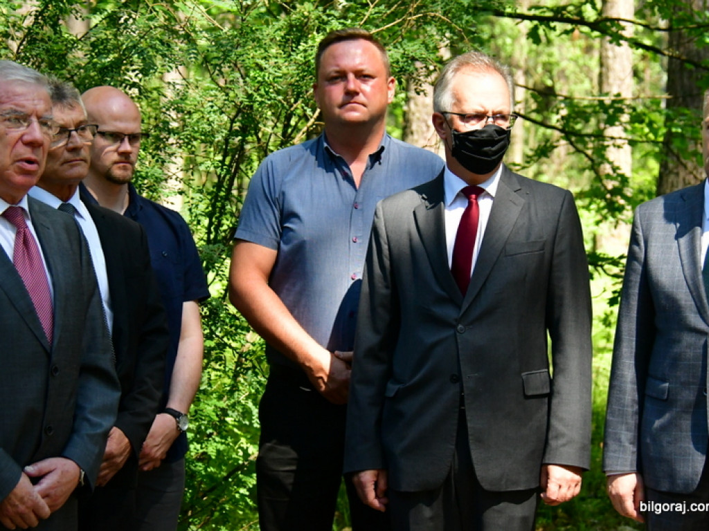 Mord partyzantów na Rapach k/Biłgoraja. Mieszkańcy powiatu oddali cześć żołnierzom AK i BCh (FOTO)