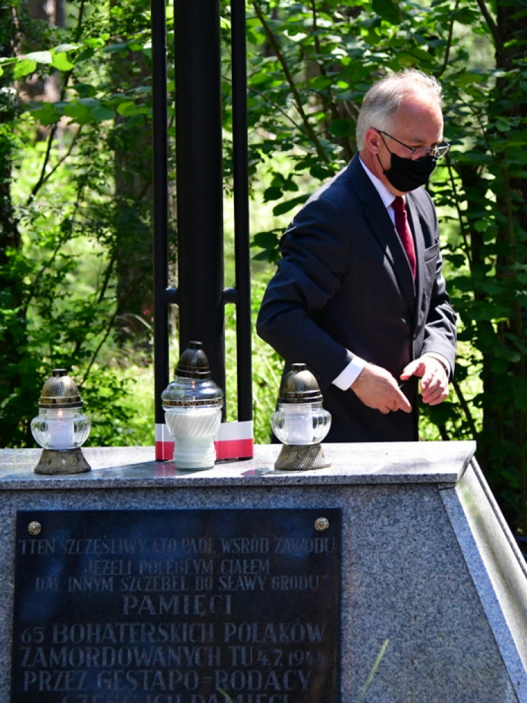 Mord partyzantów na Rapach k/Biłgoraja. Mieszkańcy powiatu oddali cześć żołnierzom AK i BCh (FOTO)