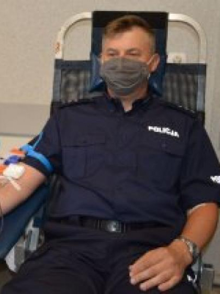 Policjanci oddali krew dla potrzebującej biłgorajanki