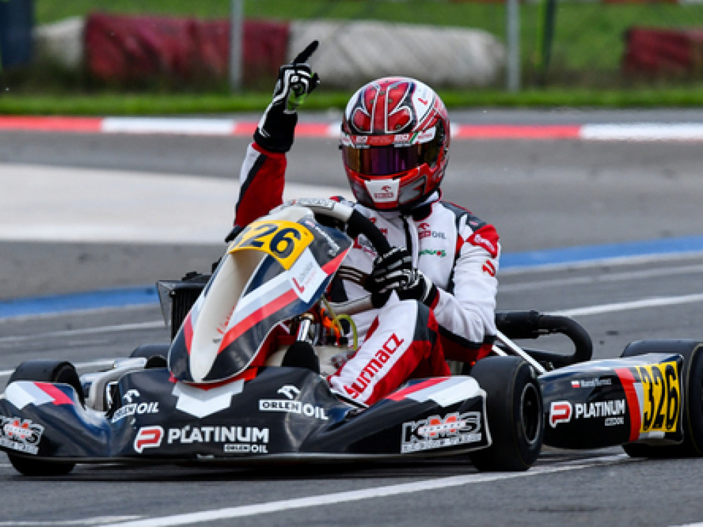 Marcel Surmacz zwycięża w superfinale Central Estern Europe (CEE)