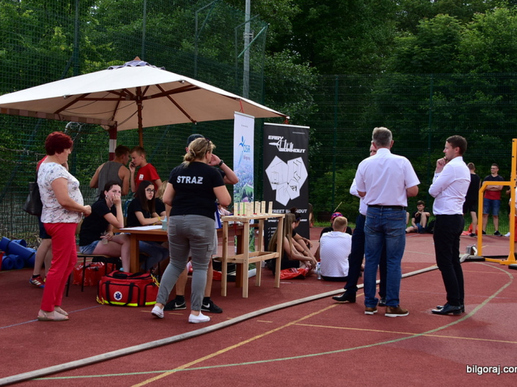 Sportowo i filmowo w Dąbrowicy (FOTO)
