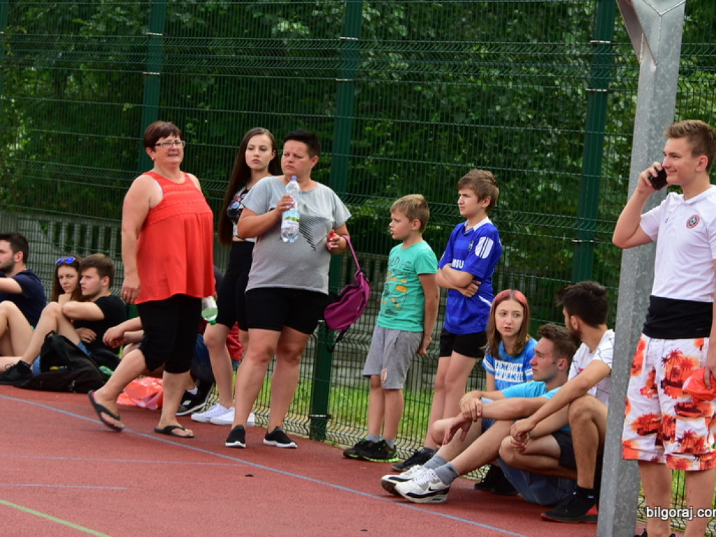 Sportowo i filmowo w Dąbrowicy (FOTO)