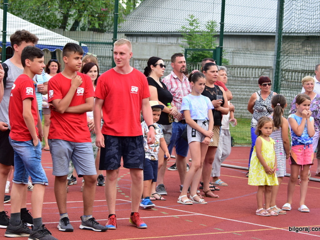 Sportowo i filmowo w Dąbrowicy (FOTO)