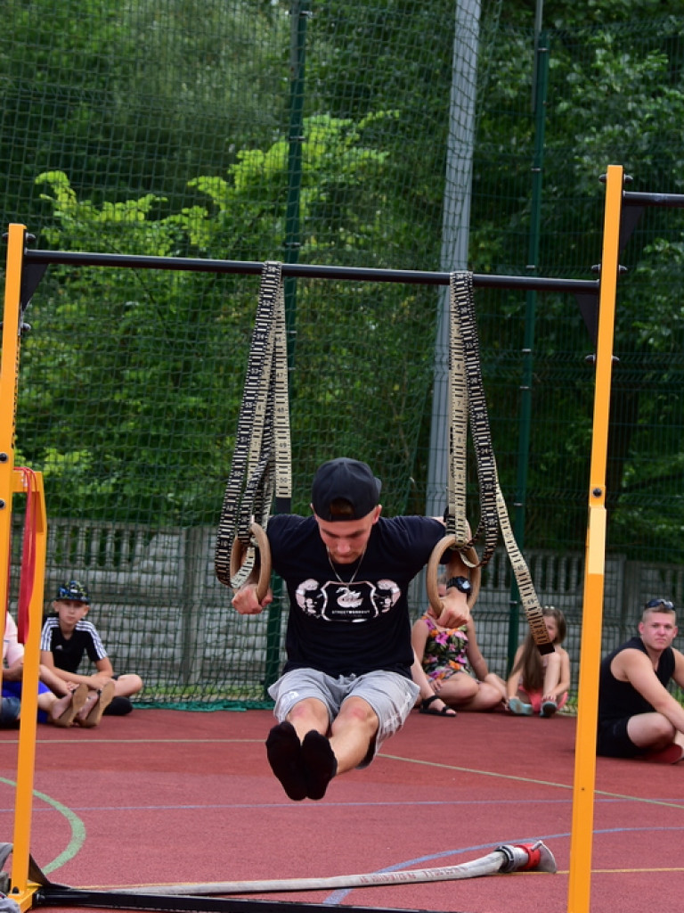 Sportowo i filmowo w Dąbrowicy (FOTO)