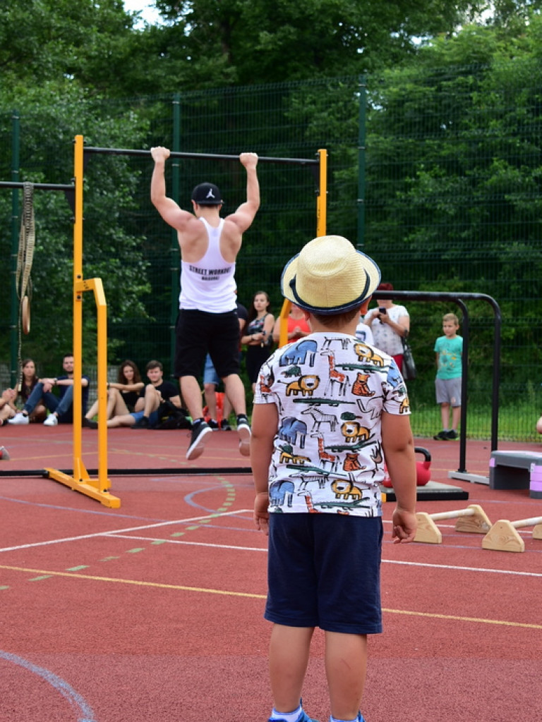 Sportowo i filmowo w Dąbrowicy (FOTO)