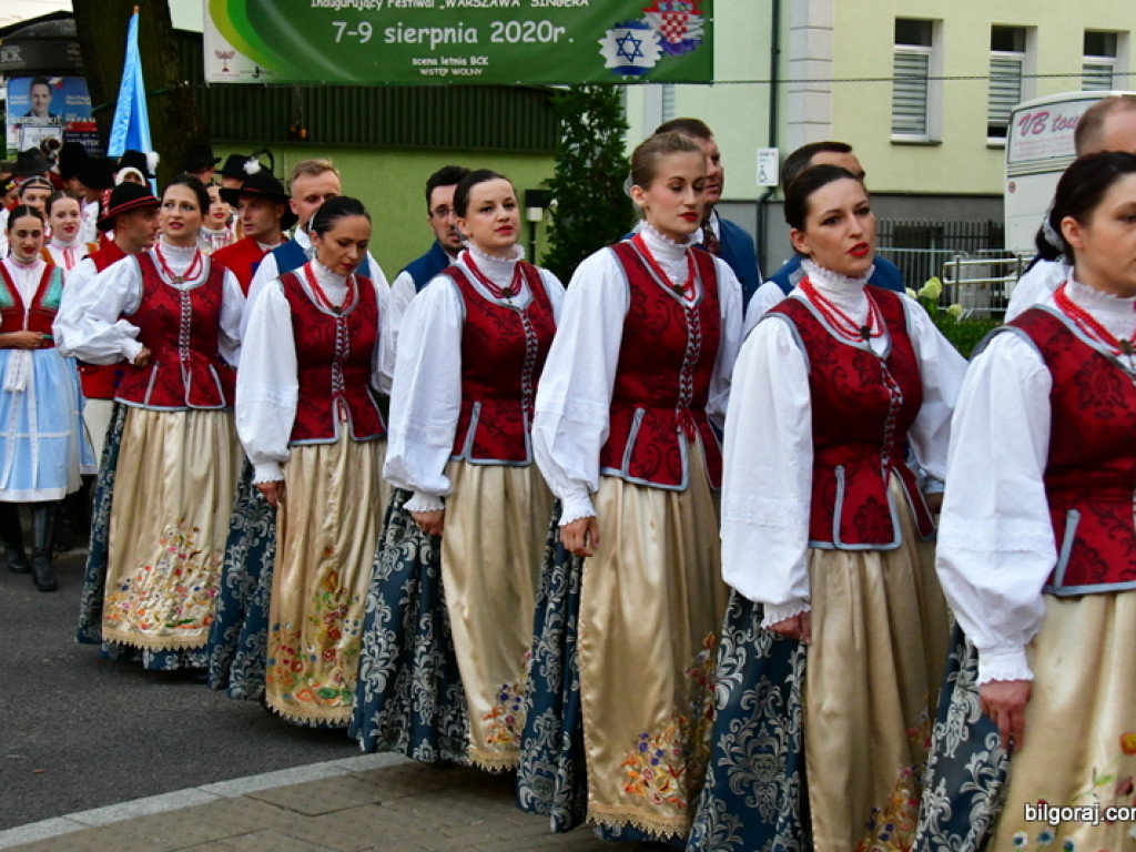 Ruszył 