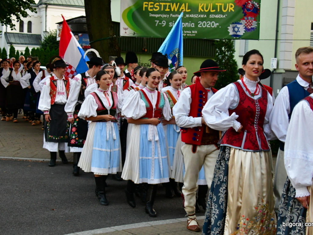 Ruszył 