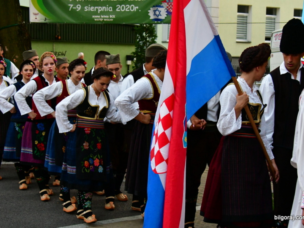 Ruszył 