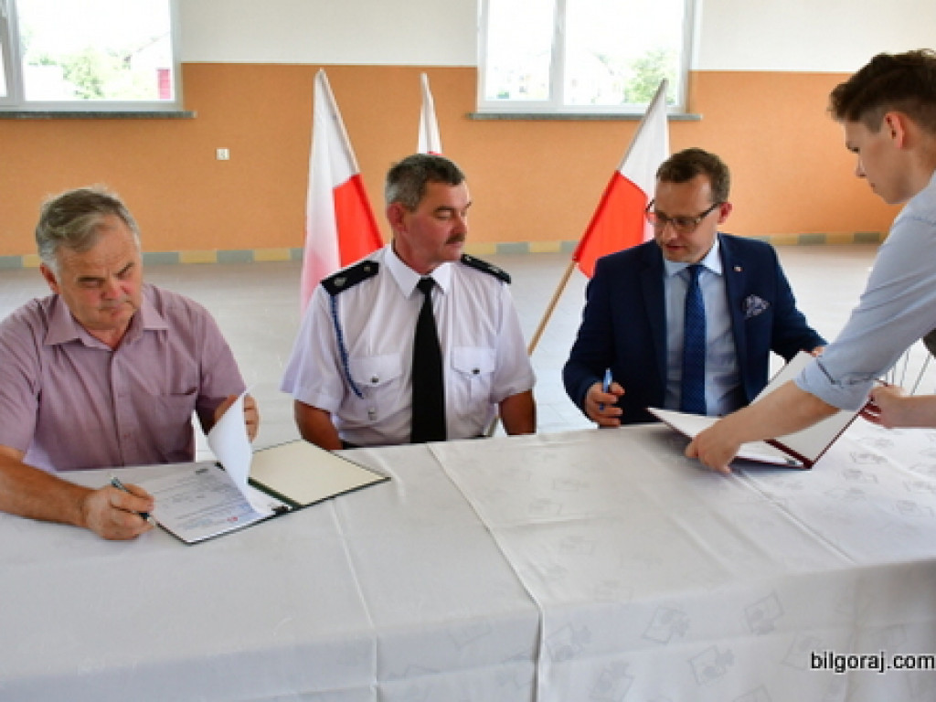 207 tys. zł na nowy samochód dla OSP Aleksandrów II