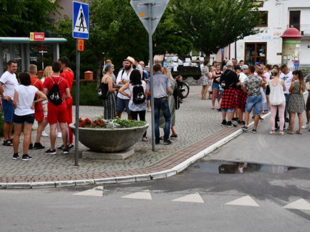 Nie tylko o gruszce i pietruszce, czyli gra uliczna w Goraju