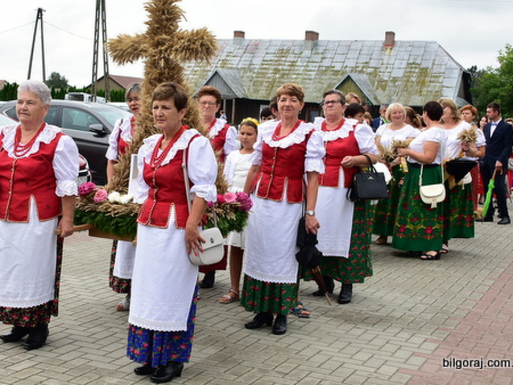 Mieszkańcy Łukowej podziękowali za plony (FOTO)