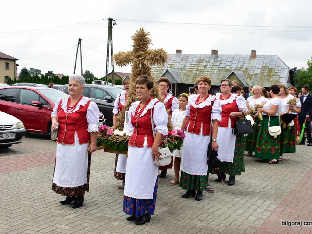 Mieszkańcy Łukowej podziękowali za plony (FOTO)