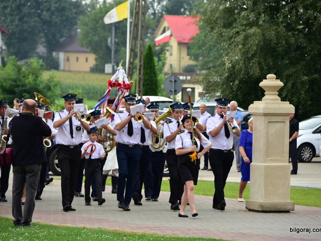 Mieszkańcy Łukowej podziękowali za plony (FOTO)