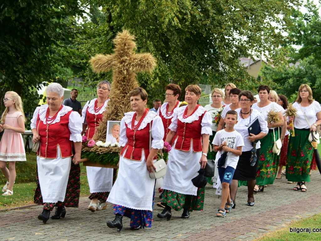 Mieszkańcy Łukowej podziękowali za plony (FOTO)