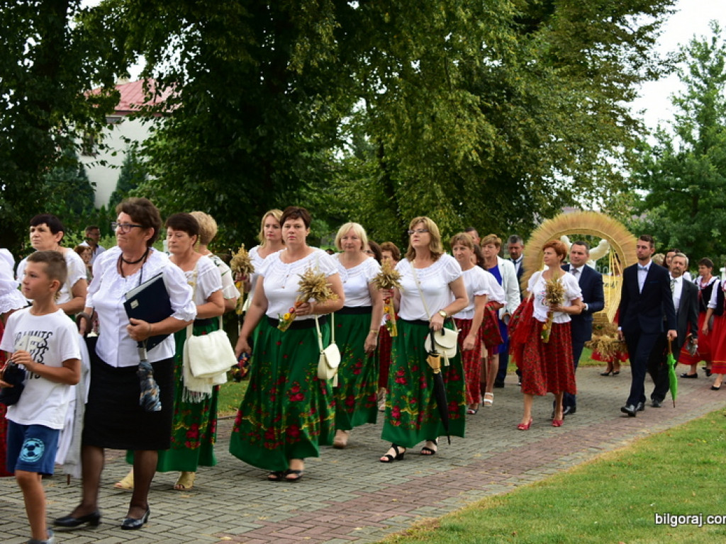 Mieszkańcy Łukowej podziękowali za plony (FOTO)