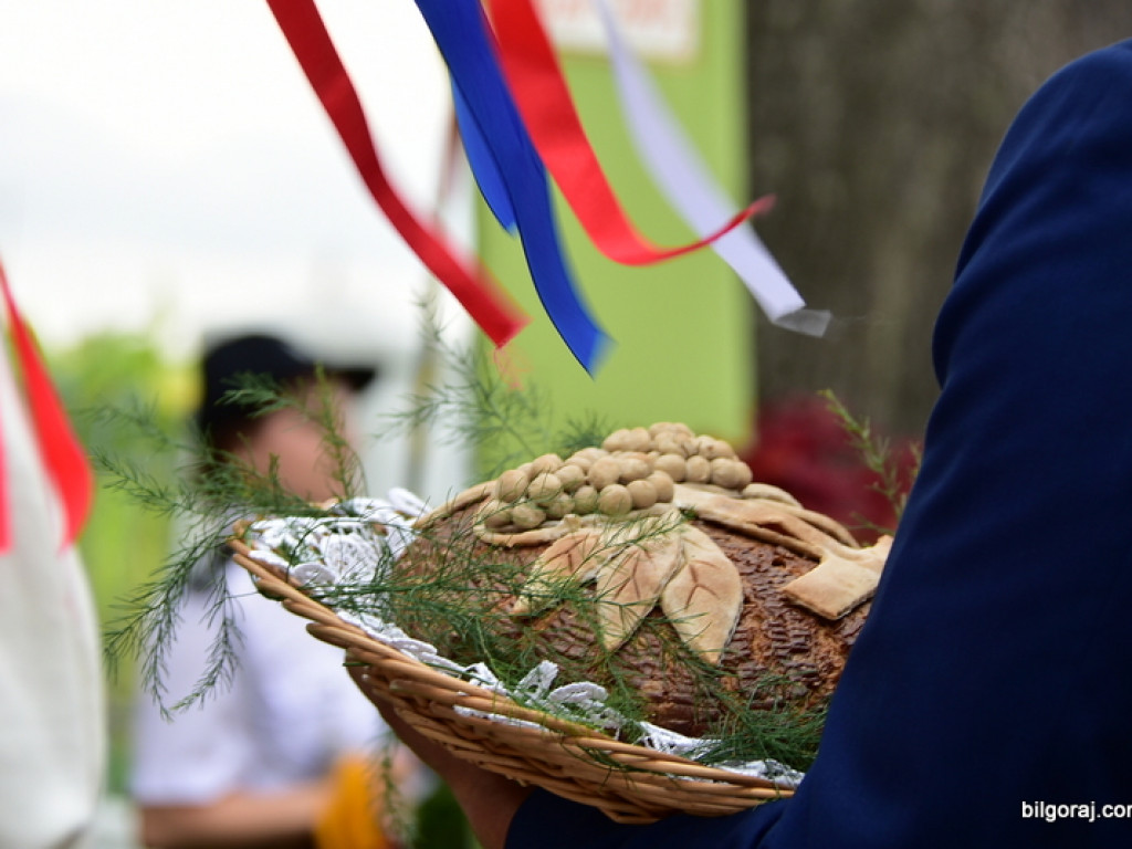 Mieszkańcy Łukowej podziękowali za plony (FOTO)