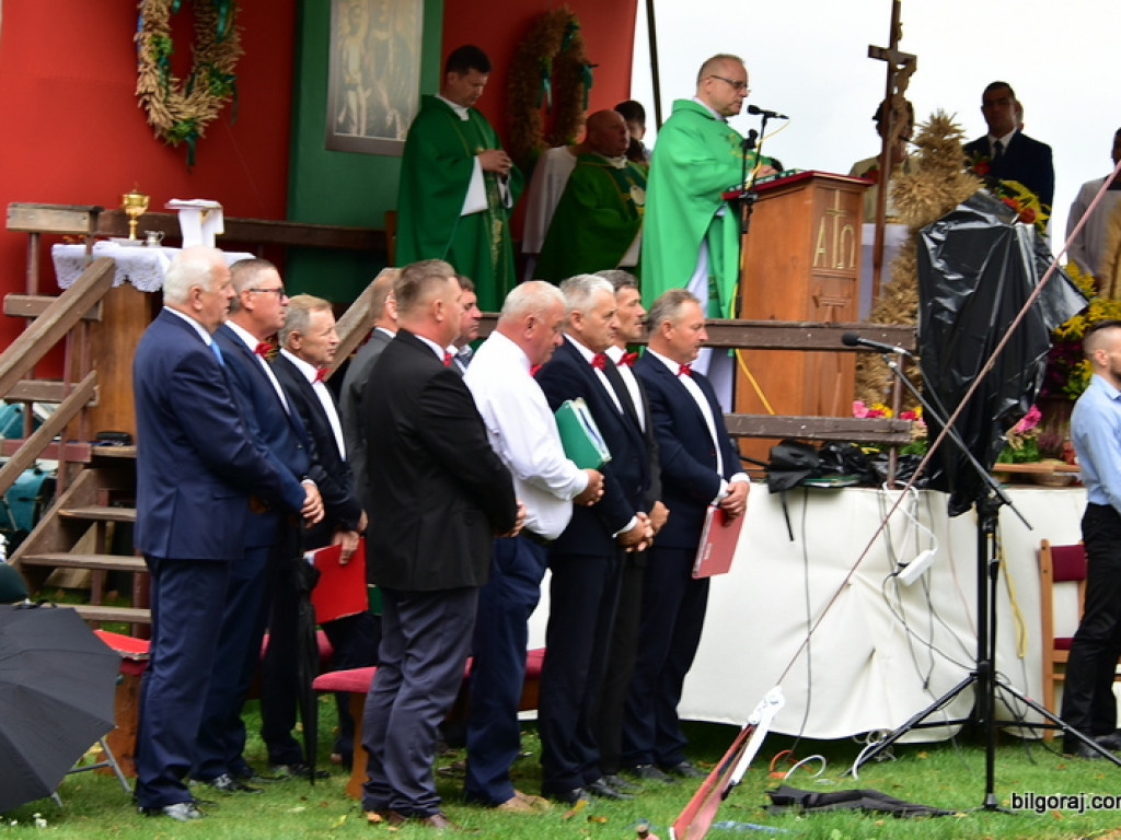 Mieszkańcy Łukowej podziękowali za plony (FOTO)