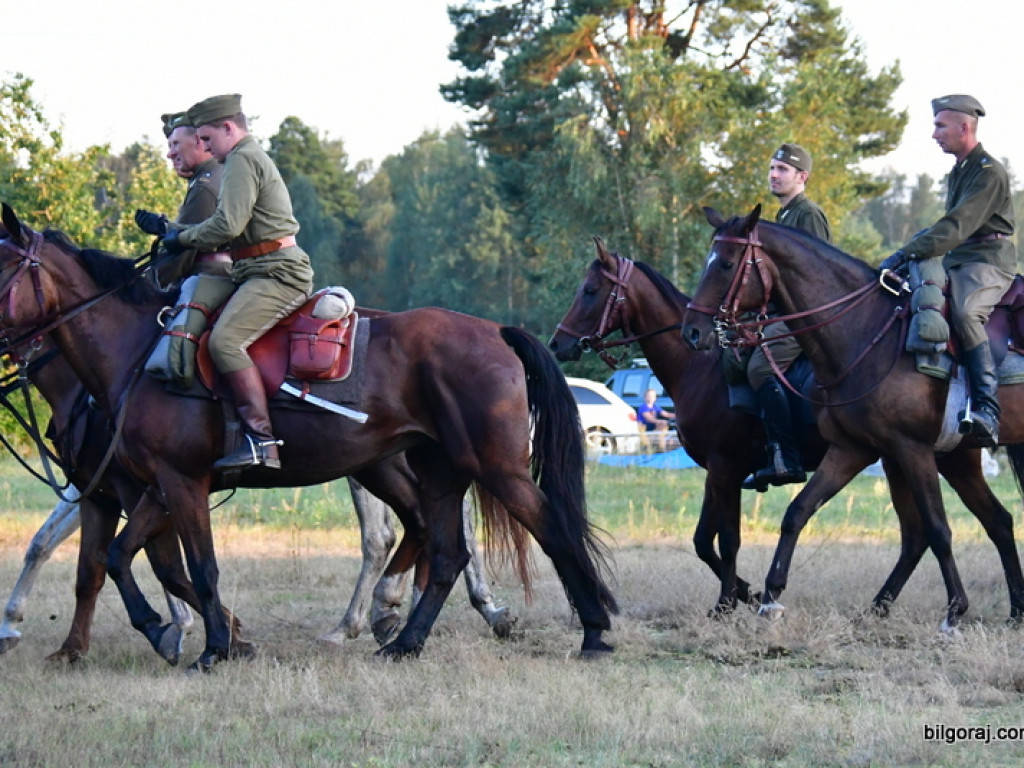 Trwa II rajd konny szlakiem bojowym 3 Pułku Ułanów Śląskich (FOTO)