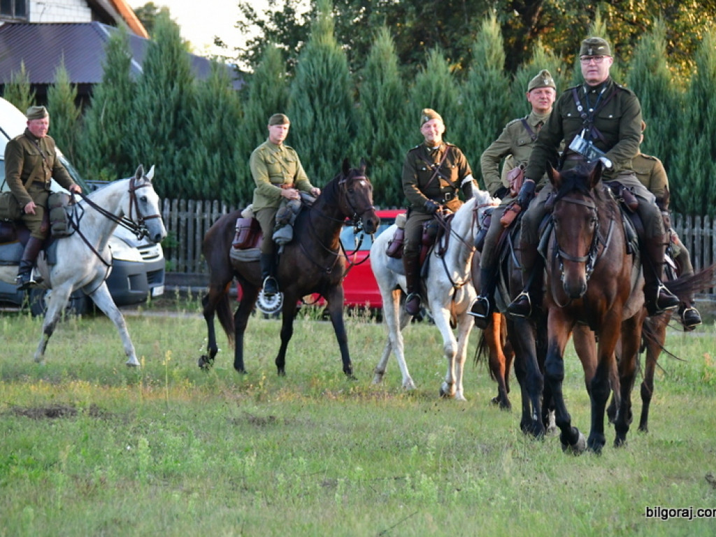 Trwa II rajd konny szlakiem bojowym 3 Pułku Ułanów Śląskich (FOTO)